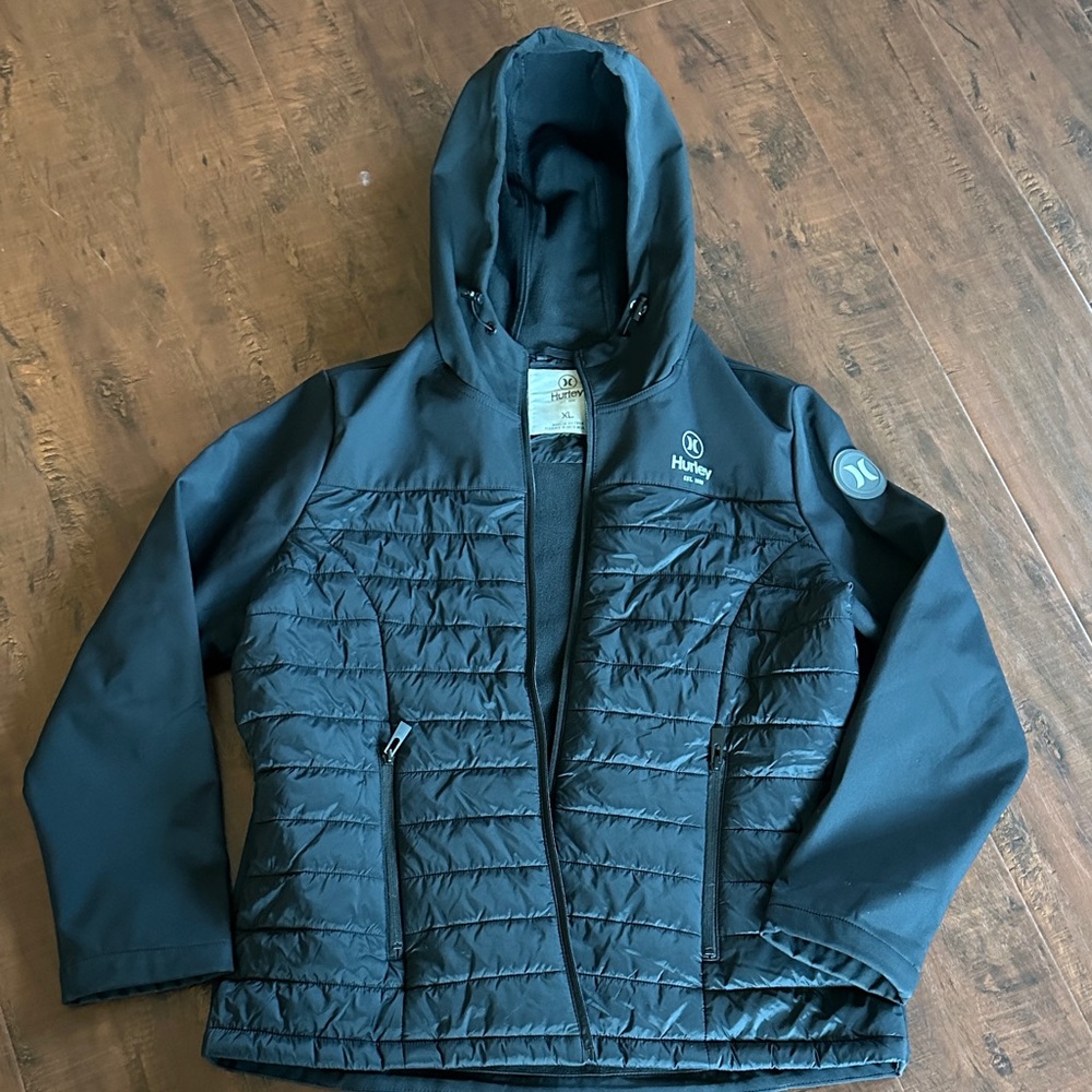Hurley Women’s Black Puffer Jacket